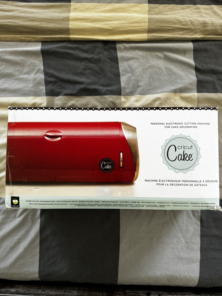 Cricket Cake Machine W/ Box