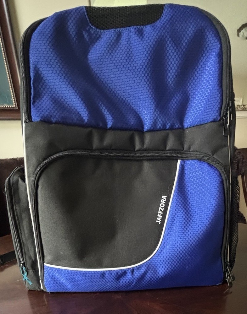 Jaffzora 2-Ball Bowling Backpack