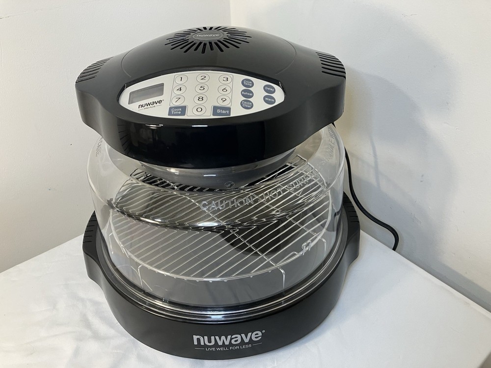 NuWave 20631 Infrared Pro Plus Oven Black Cooking System Never Used.