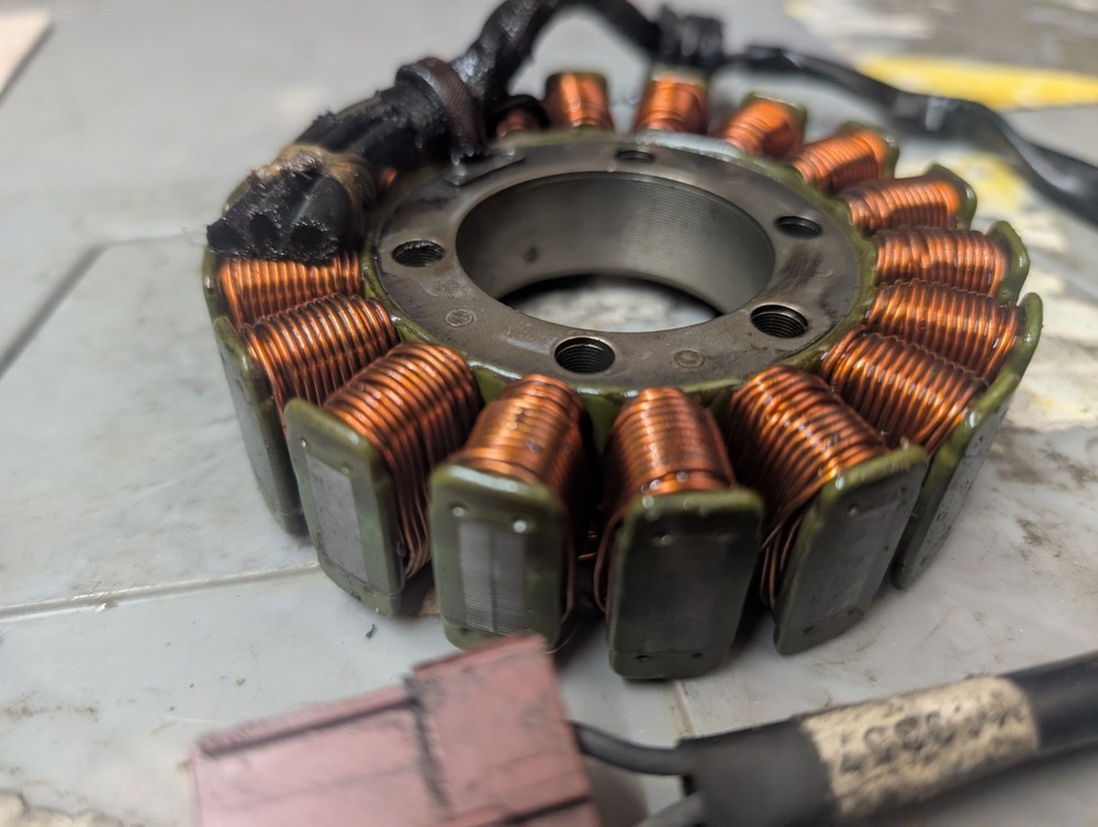 KTM 690 Duke 2007-2013 Engine Stator Generator Plate