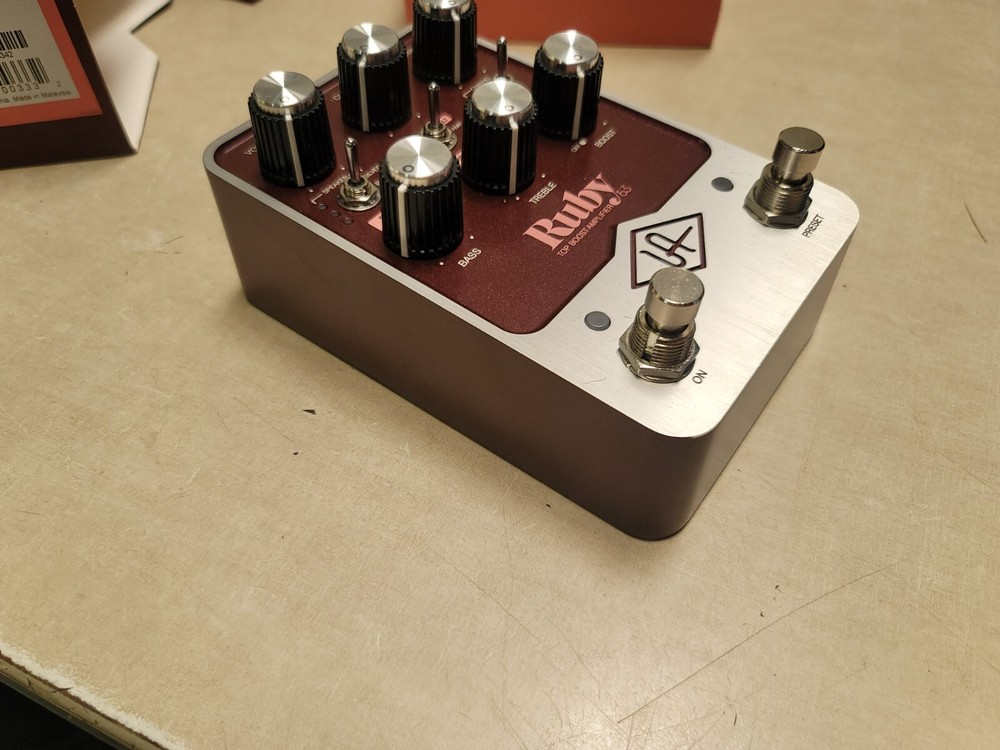 Universal Audio Ruby '63 Top Boost Amplifier Pedal Open Box