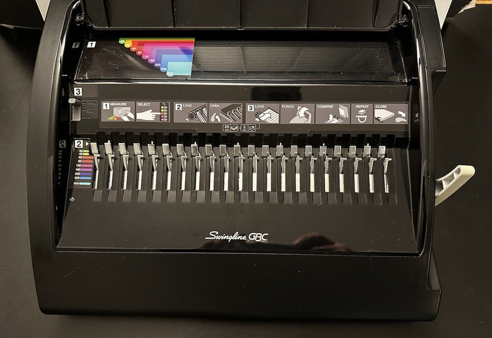 Swingline GBC CombBind C340, Precision Punch Manual Binding Machine