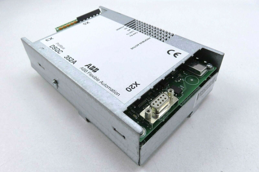 ABB DSQC 352A IRC5 3HNE 00009-1/12 Controller Profibus Module