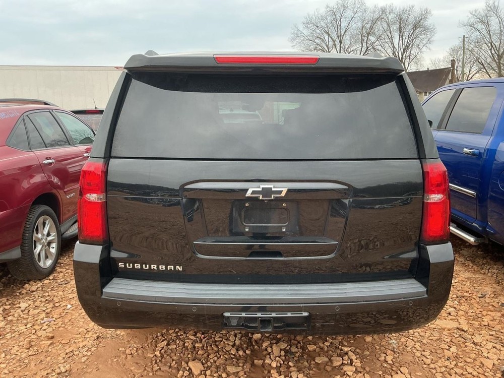 SUBCHEV15 2017 Glove Box 4984706