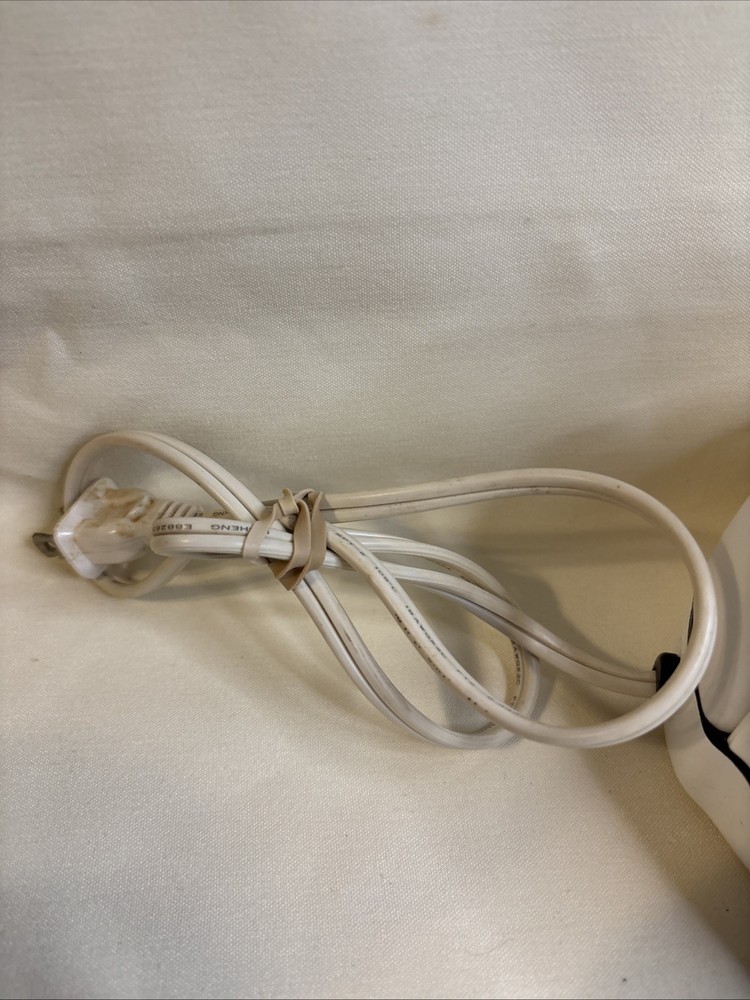 West Bend Electric Whistling Tea Pot White 1 Quart Teakettle