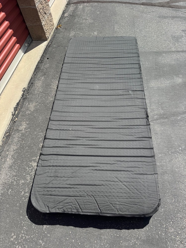 alps mountaineering sleeping pad