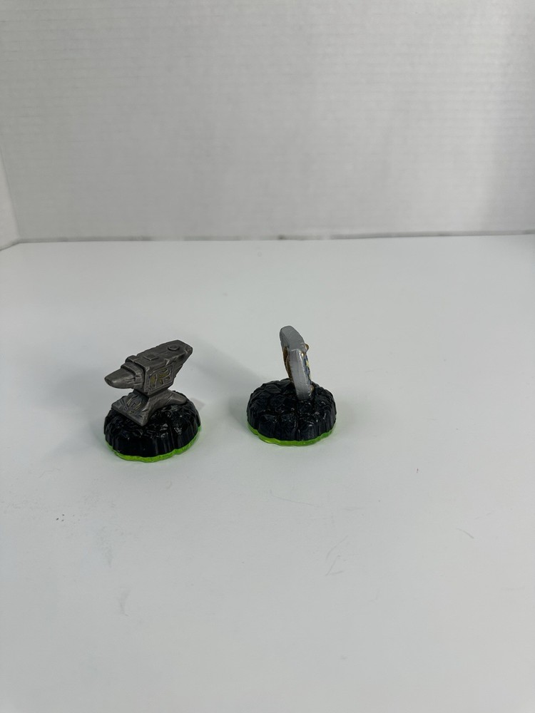 skylanders iron shield And Anvil