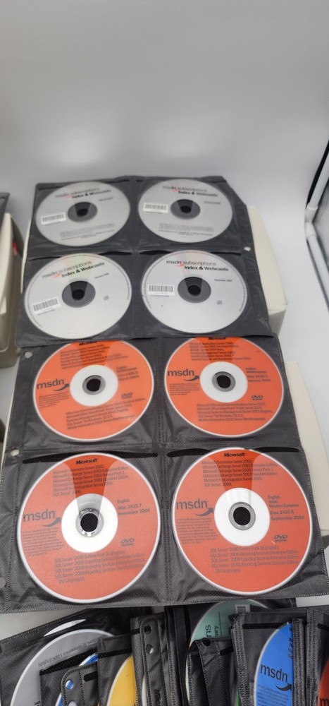 400 Discs Microsoft MSDN DVD CD Software Lot 2000-2008 w/ MSDN Cases