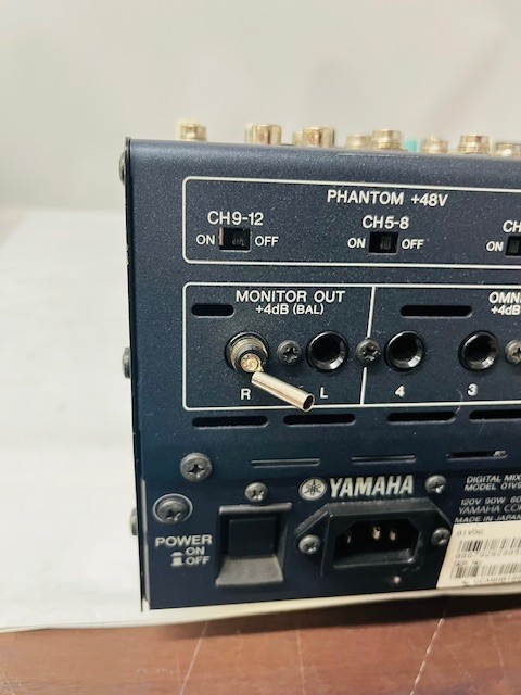Yamaha O1V96 Digital Mixing Console