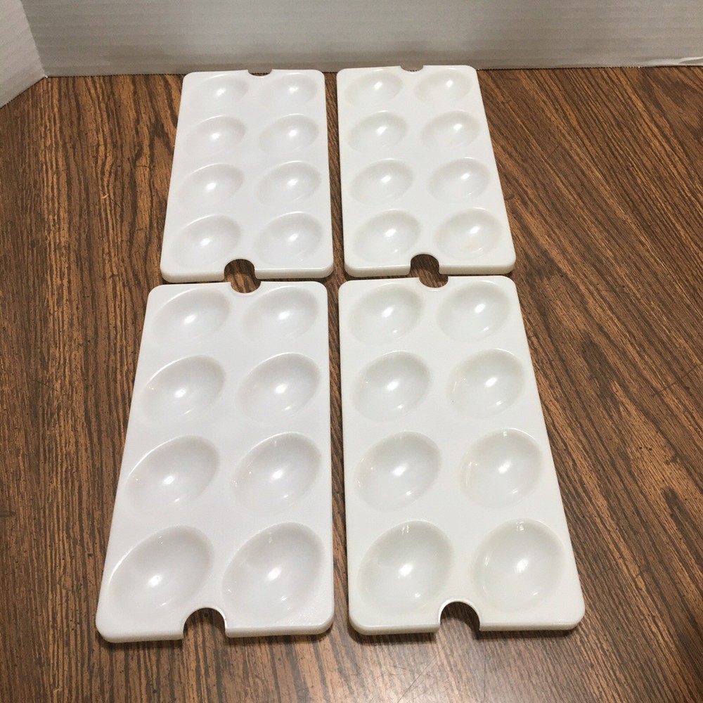 TUPPERWARE 4 Egg Inserts For DEVILED EGG KEEPER Easter Eggs -Excellent Condition
