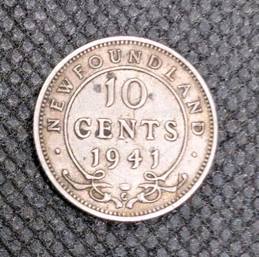 1941 Silver NFLD Dime 10c Coin - EF