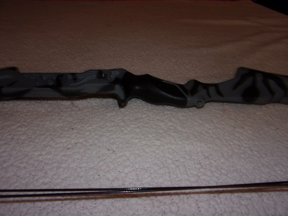 XI Silverhawk XP Compound Bow