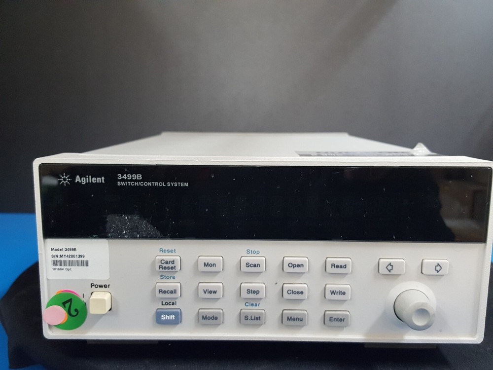 Agilent 3499B: Switch / Control System Main Frame (1399)