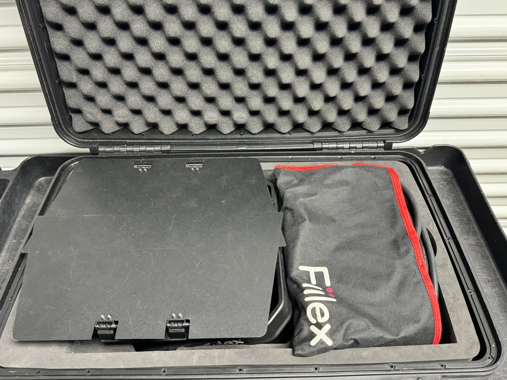 Fiilex Matrix Lighting Kit with Softbox and Grid - Professional LED Light Kit