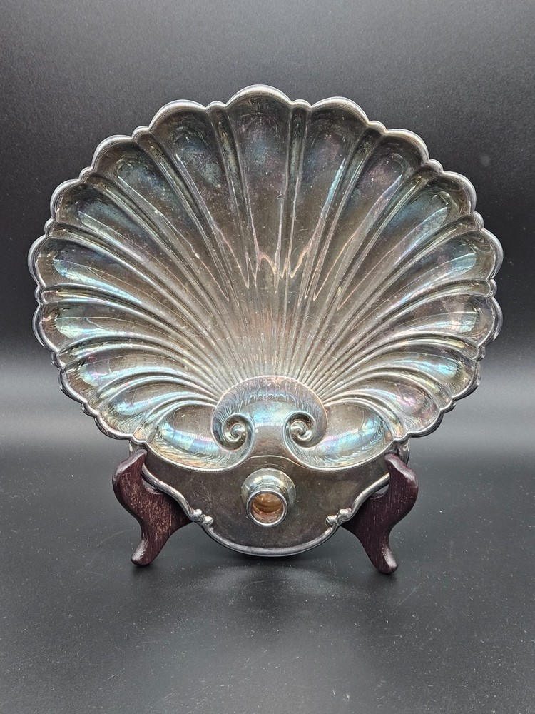 Vtg Crescent Silver Co silverplated 10" footed shell bowl