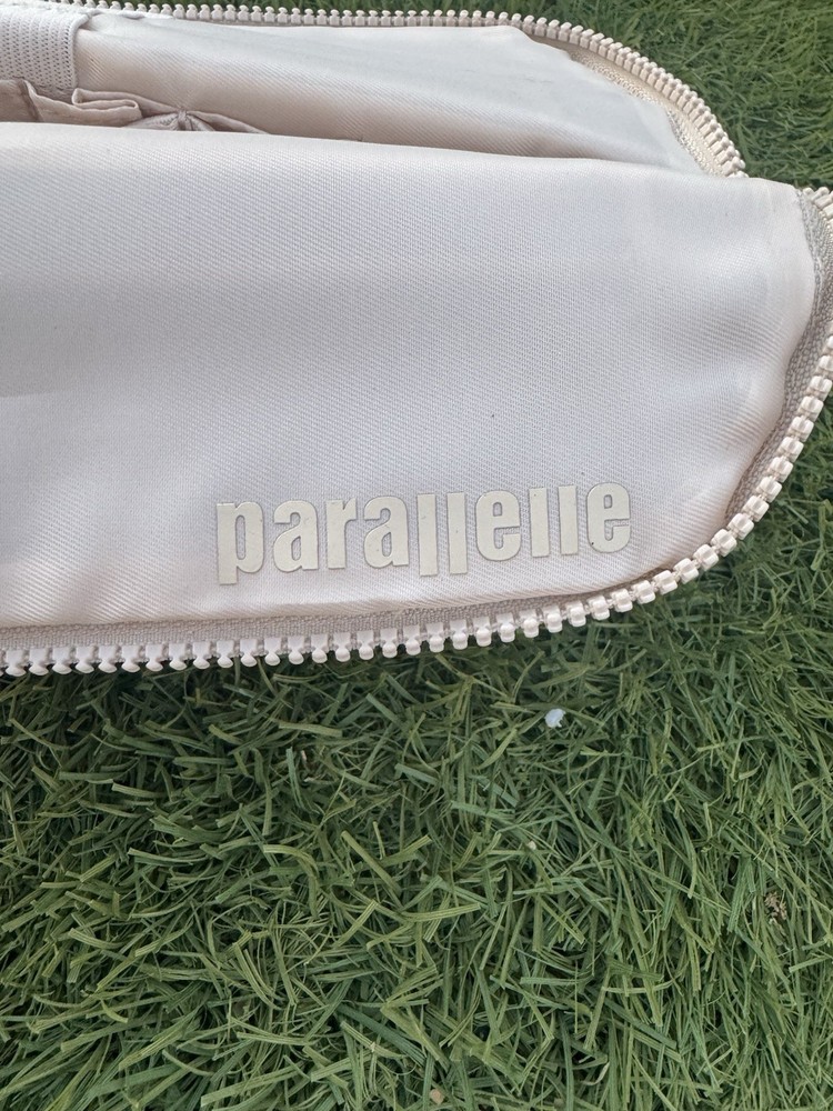 Parallelle The Bisque Traveller Make Up Bag Medium