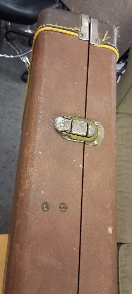 1989 Gibson Explorer Hard Case Brown