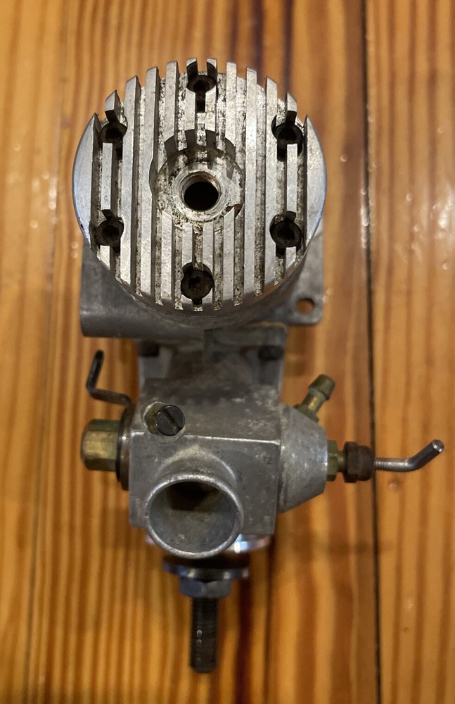 VINTAGE K&B 40 RC ENGINE WITH K&B MUFFLER *UNTESTED*