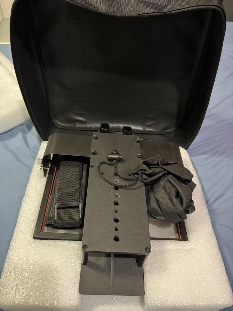 Glide Gear Teleprompter with Carrying Case