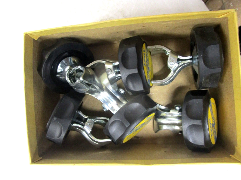(1) Bussmann No.7 Tron Clip-Clamp
