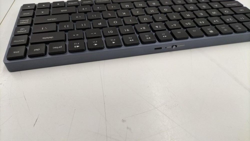 Keyboard Model LP85 VISSLES