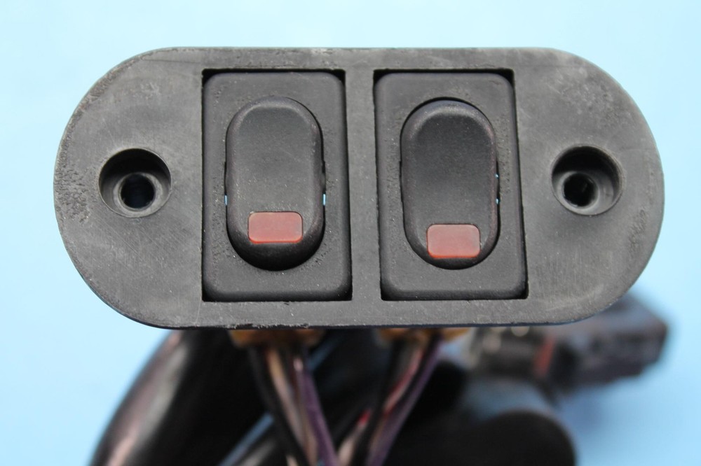 1371 01 HARLEY-DAVIDSON ELECTRA GLIDE CB SWITCH POD CONSOLE INSTRUMENT PANEL