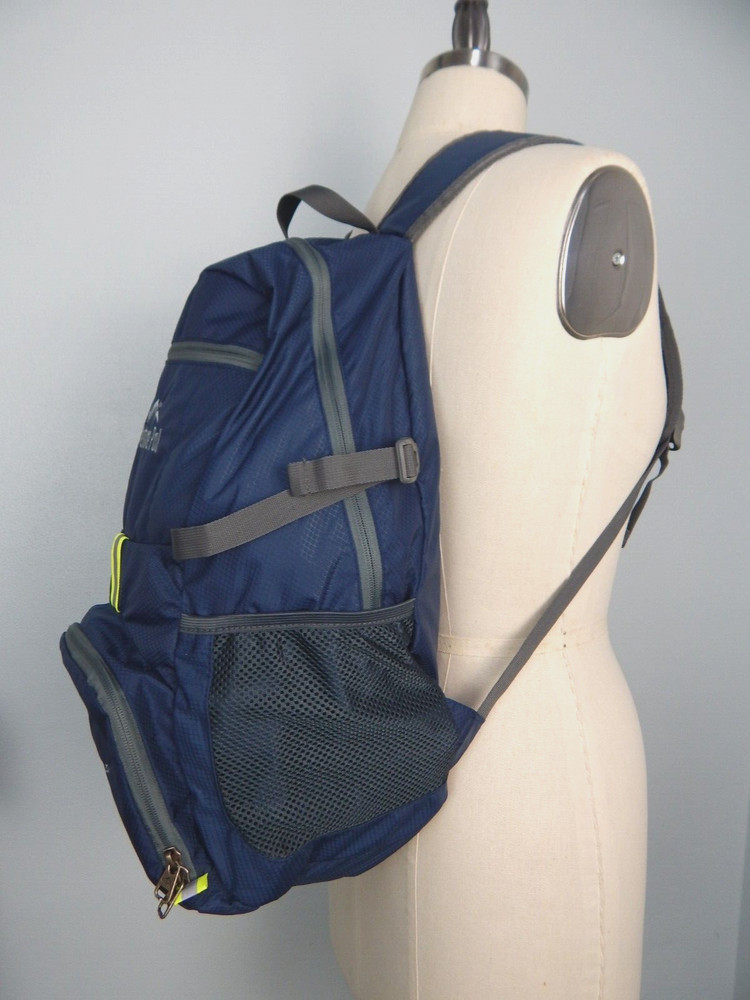Field Operation venture pal backpack Dark Blue Ultra- Light Packable Backpack
