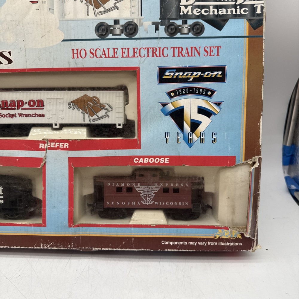 Snap-on Diamond Express HO Scale Electric Train Set