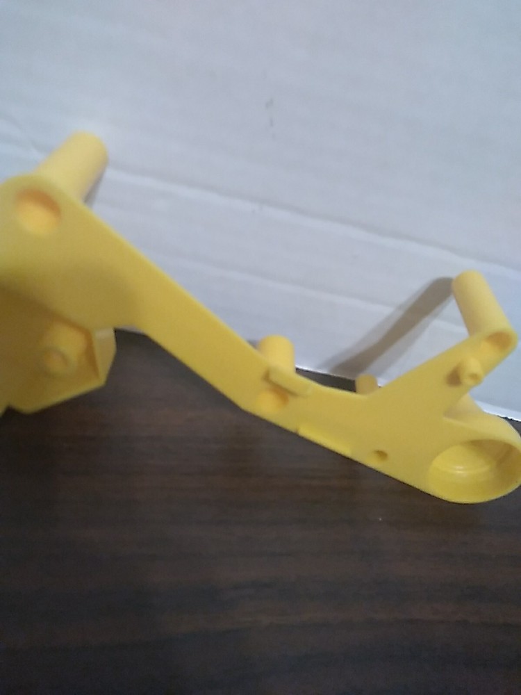 Mouse Trap Game Replacement Piece Part Yellow Base A 1986