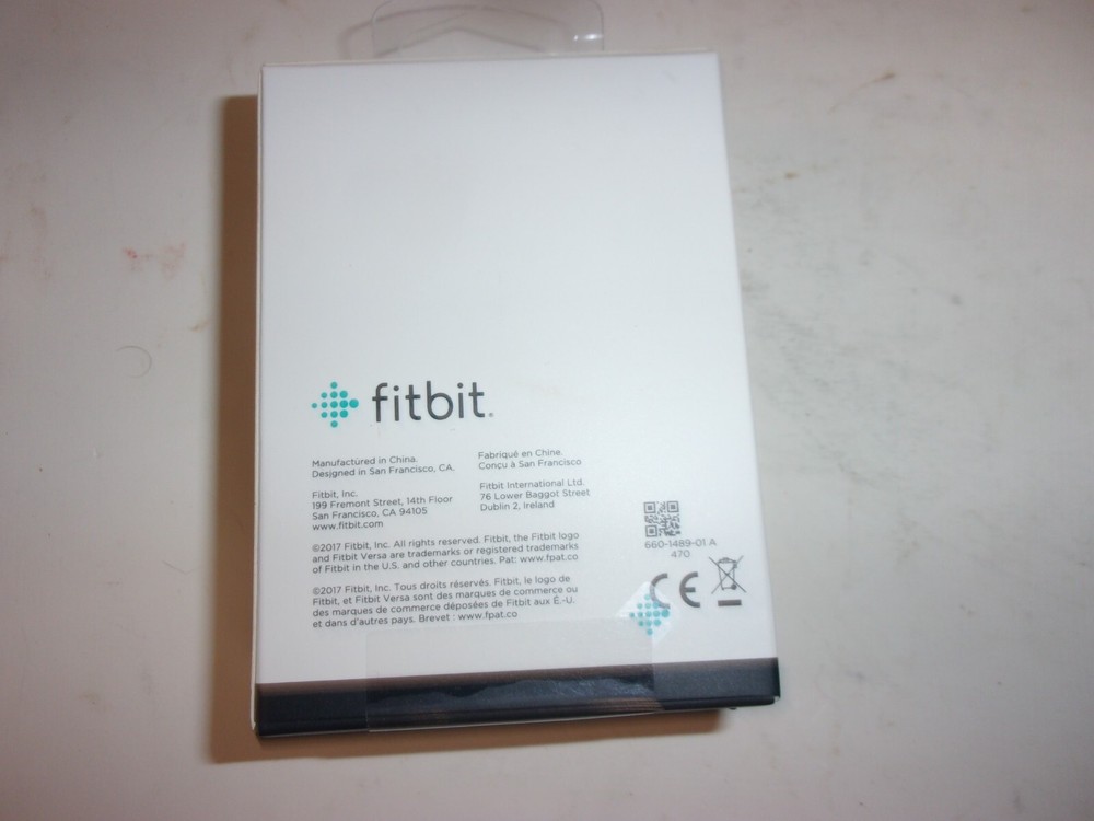 2017 fitbit Versa Charging cable FB166RCC REV A new in box