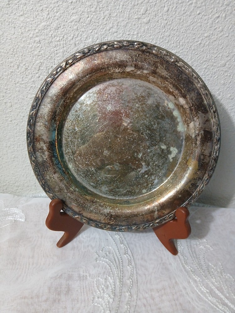 Unbranded 9" Silver Plated Round Serving Tray Ornate Design