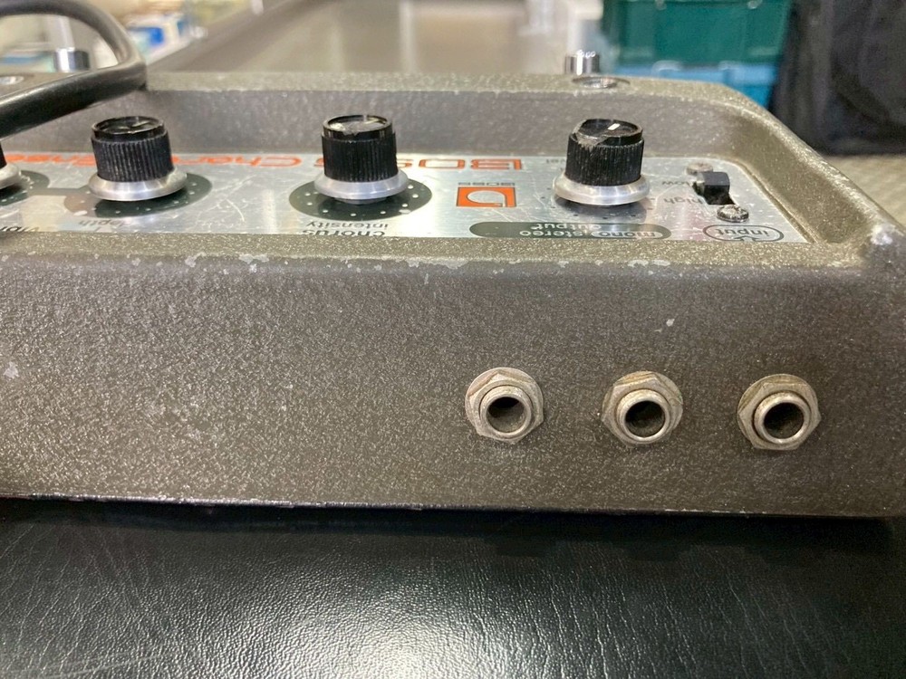 BOSS CE-1 858732