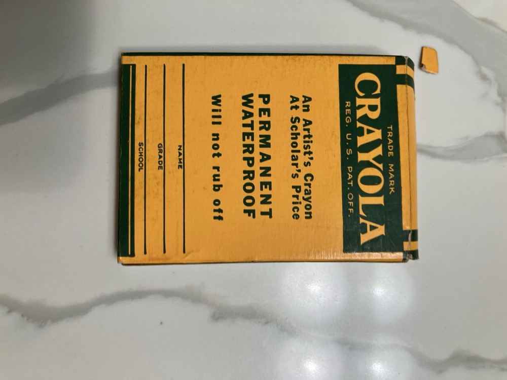 Vintage Crayola 8 Crayons