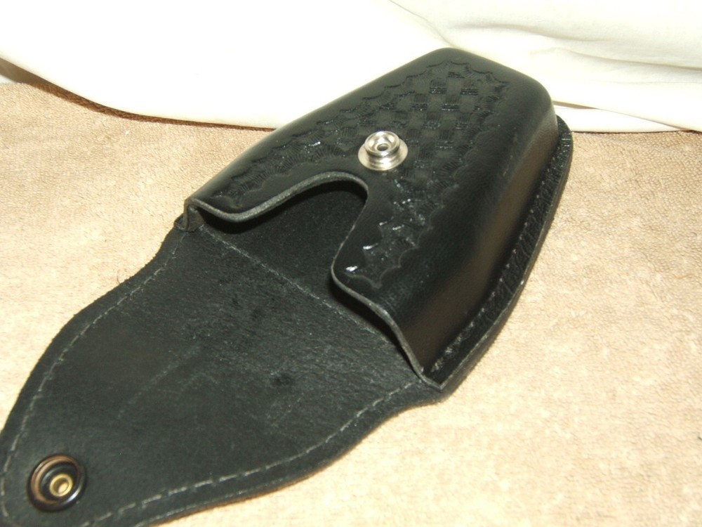 Handcuff Holster Safariland