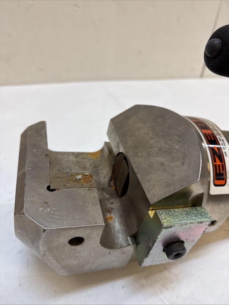 EZEBEND Tube Bender