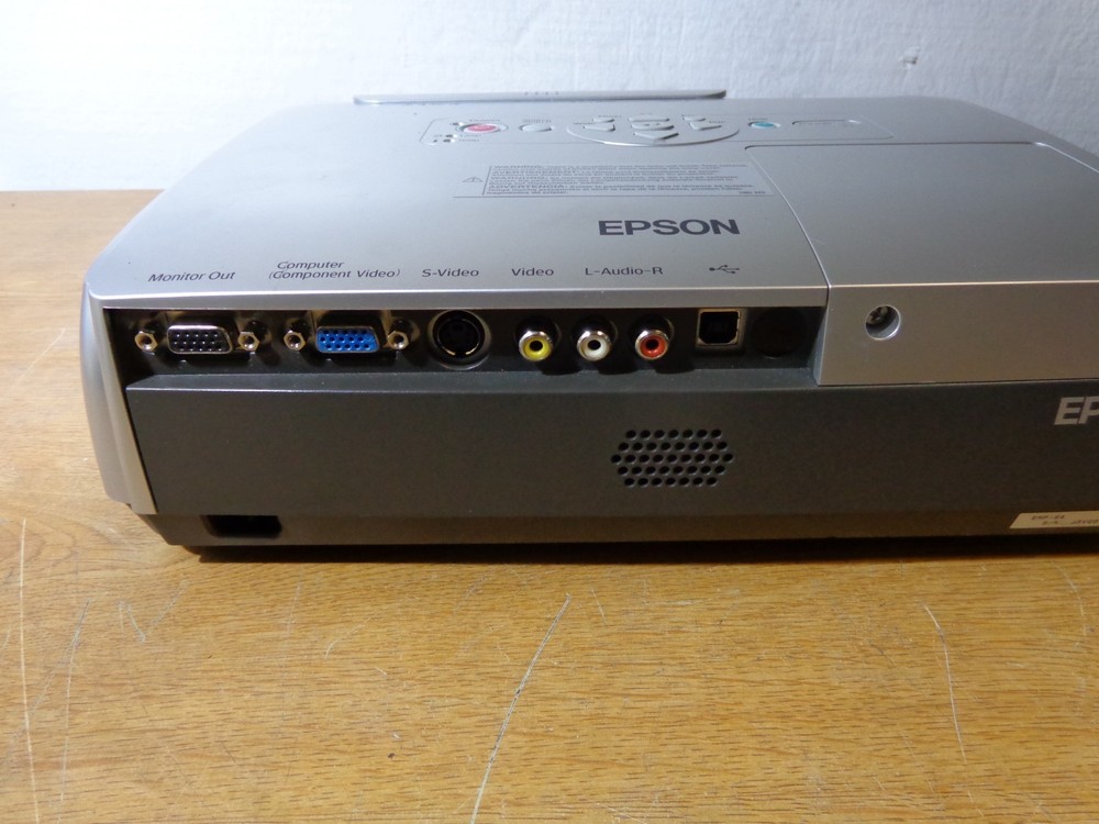EPSON EMP-S4 LCD PROJECTOR 553Hrs (No Remote Control)