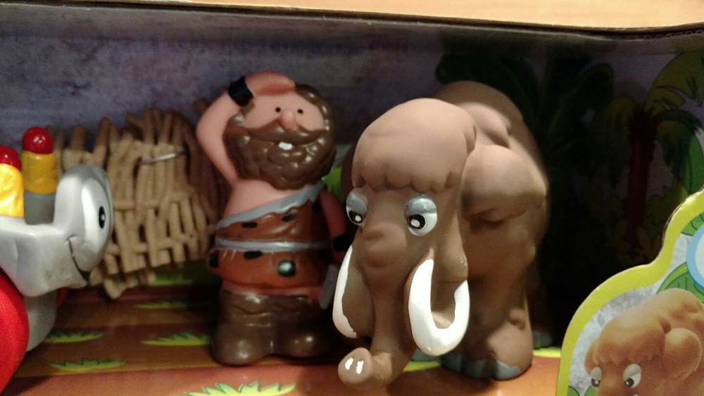 NIB SOFT'N SAFE DINO FUN SET