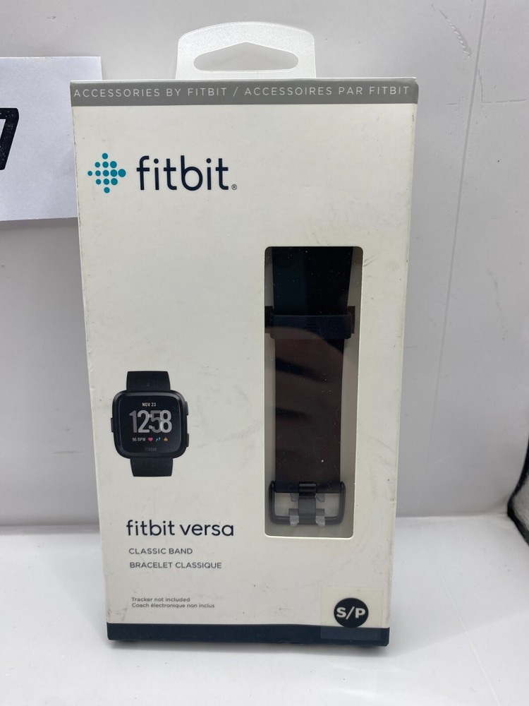Fitbit Versa Black Classic Replacement Band Size S/P ~ New in Box