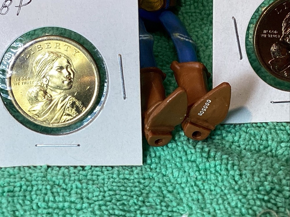 2018 P & 2018 D 1💰SACAGAWEAS UNCIRCULATED