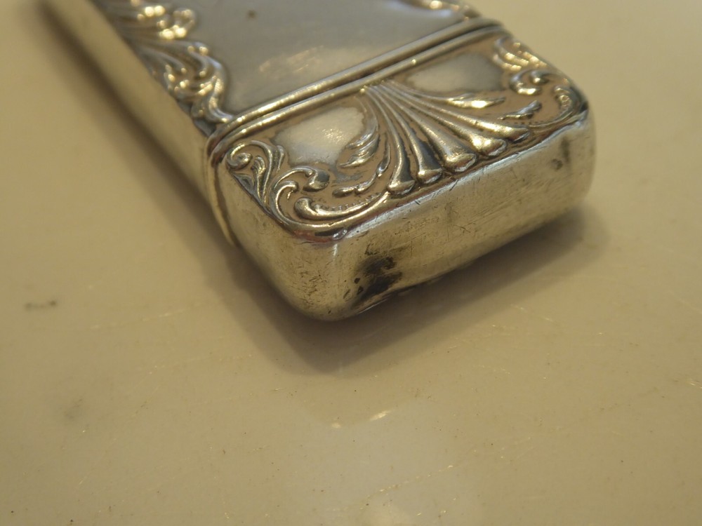 ANTIQUE SILVER VESTA CASE
