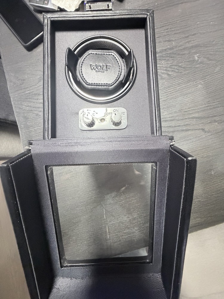 WOLF Heritage Module 2.1 • Automatic Single Watch Winder & Accessories (Black)