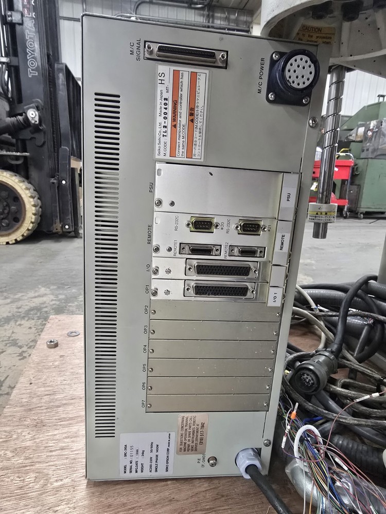 Seiko Epson D-TRAN SCARA TT8800 W/ SRC-310A CONTROLLER