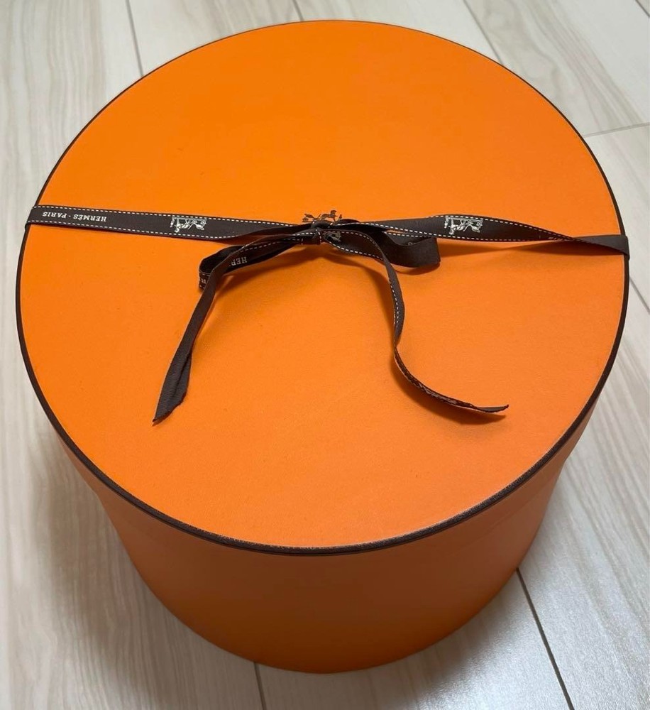 Hermes Oval Hat Box Orange with Ribbon Wrapping Packaging Gift Box Authentic