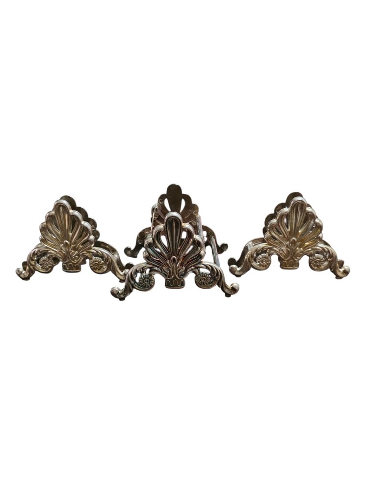 Vintage Style Ornate Silver Plated Knife Rest Shell Scroll Tableware Decor