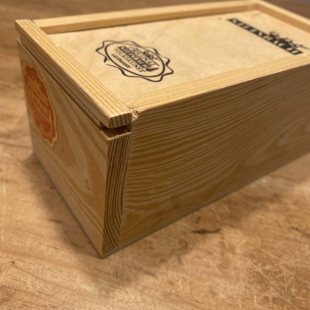 Steinbach Nutcracker MINI 5 Inch Hunter With Rifle & Box Germany EUC