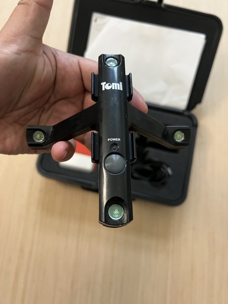 Tomi Personal Putting System