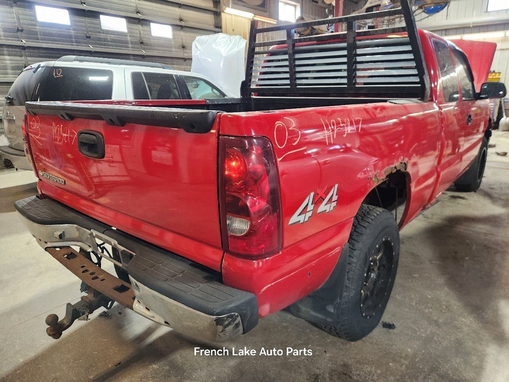 ECM Electronic Control Module ID 12576106 Fits 2003 SILVERADO 1280747