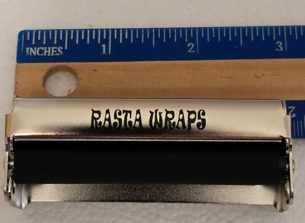 RASTA WRAPS ROLLING MACHINE (70MM) & 5 Packs RASTA 1.5 PAPERS (32 per Pack)