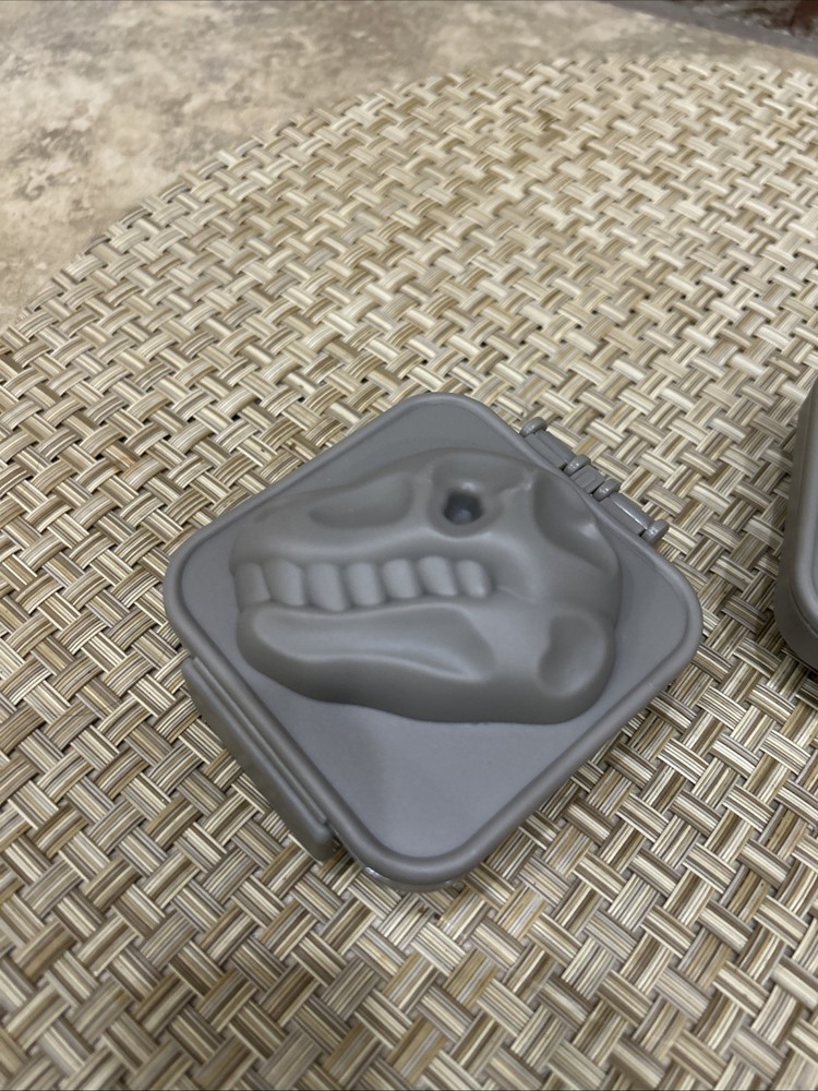 2 Dino MATIC Hard-Boiled Egg Mold, Small
