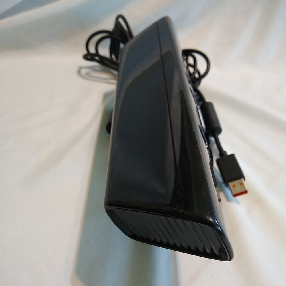 Microsoft Kinect Sensor for XBox 360